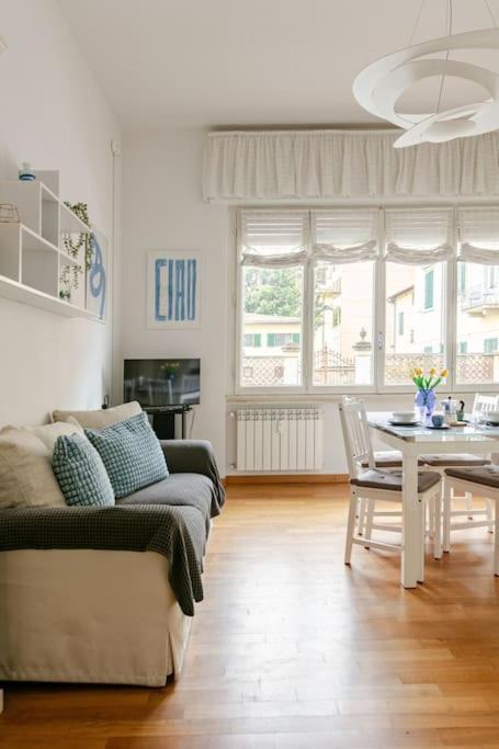 Bright & Cozy, Easy To Reach In Apartamento Florença